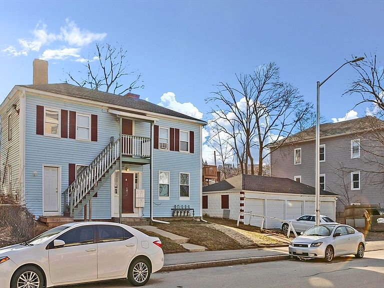 Listing photo 3