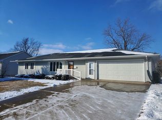 415 NE Clark St, Greenfield, IA 50849