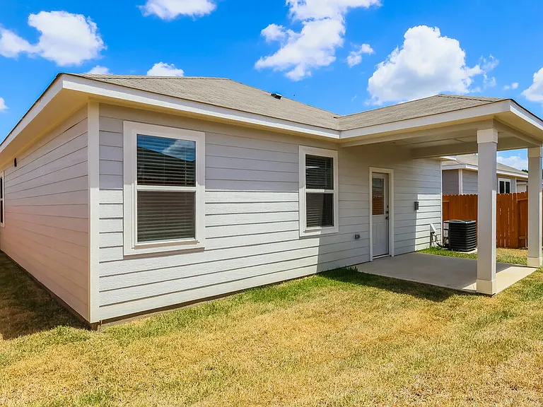 15574 Caramel Springs Dr — Photo 16
