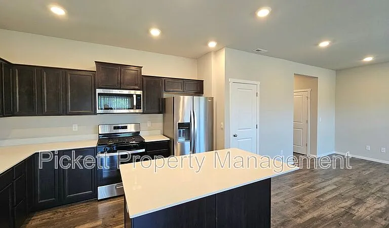 1278 W Pendleton Way — Photo 9
