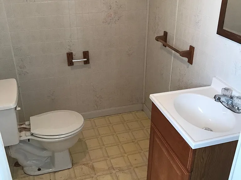 28 Coraopolis Rd — Photo 13