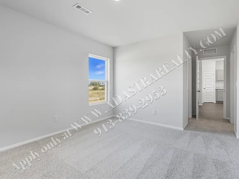 20846 Starside St — Photo 8