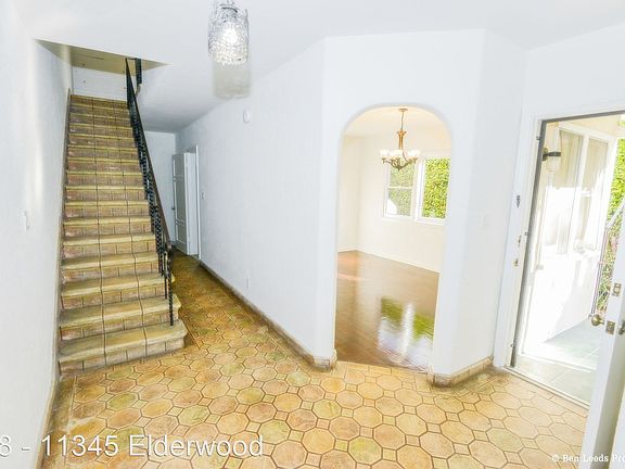 3rd image of 11343 Elderwood St