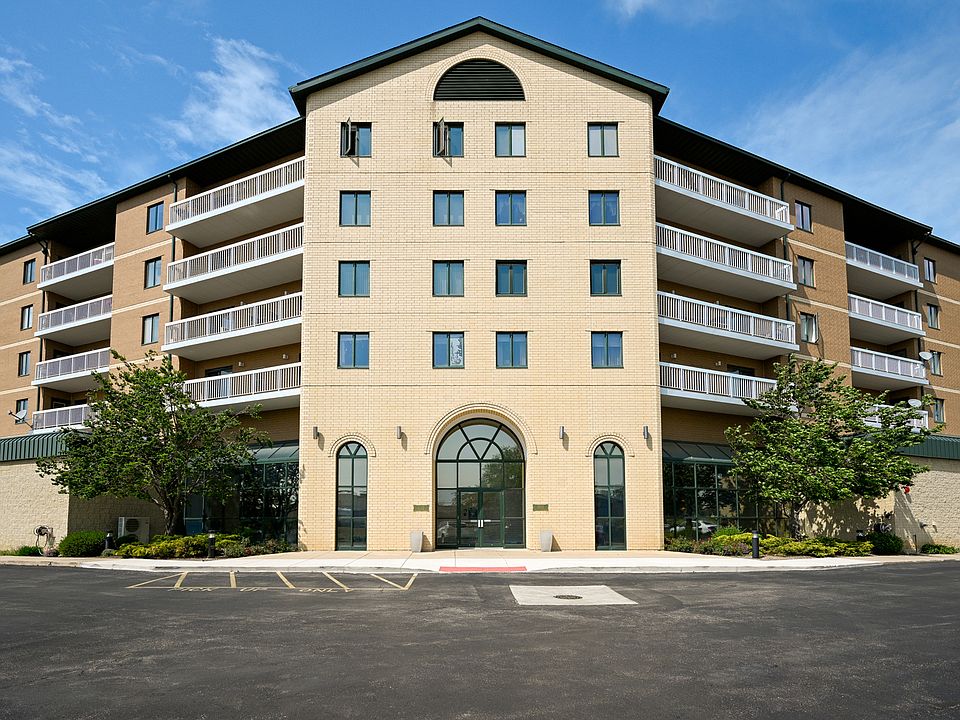 1st image of 1500 S Ardmore Ave APT 310