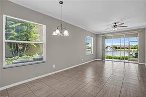 6560 Huntington Lakes Cir #101 — Photo 40