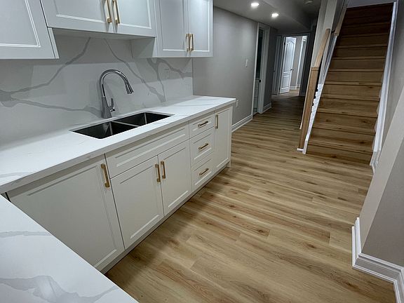 5th image of 21 Keelson St