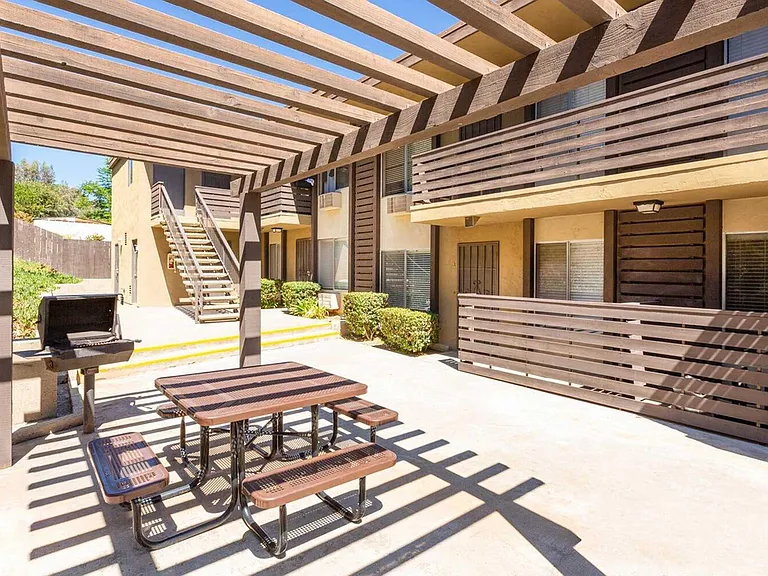 Elan Avante Apartments — Photo 18
