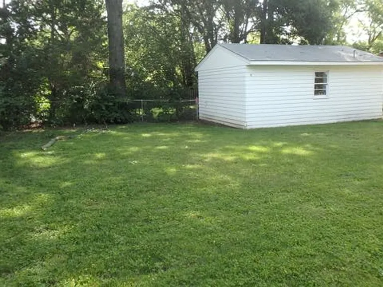 1503 W Ash St — Photo 37