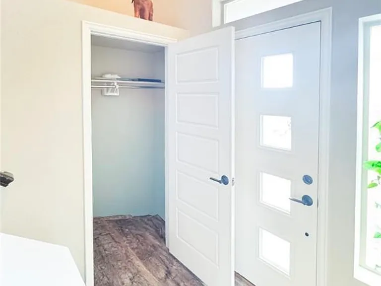 7038 Silvergrass Dr — Photo 4