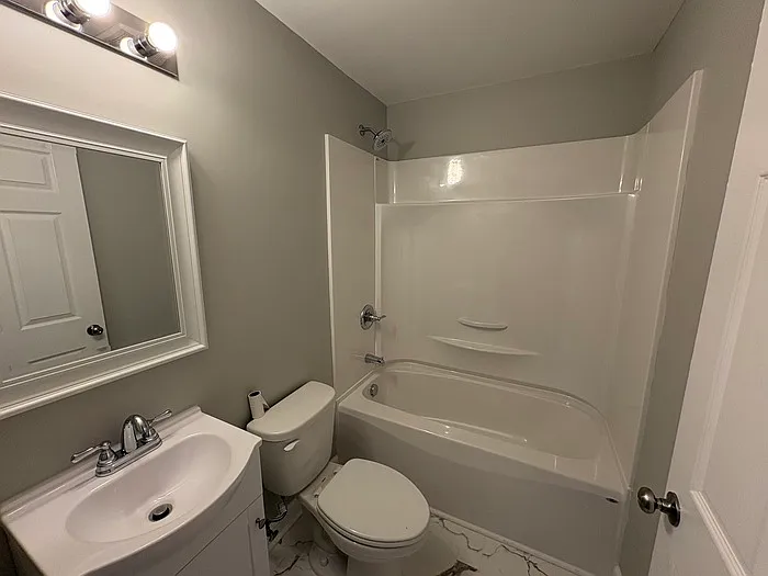 3572 Hagan St — Photo 9