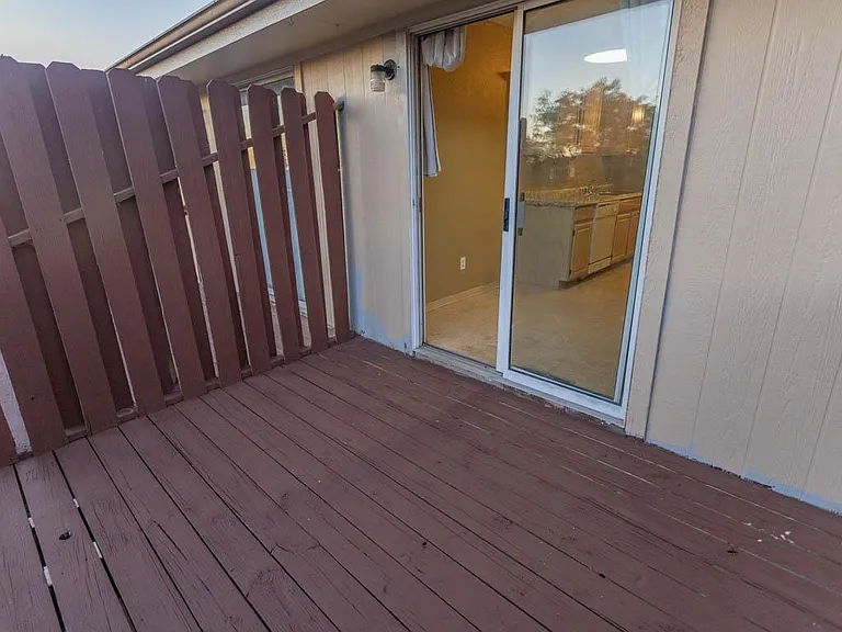 1865 Wilkerson St — Photo 6