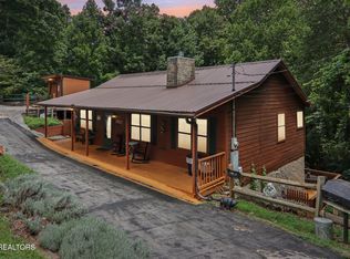 2746 Easy St, Sevierville, TN 37862