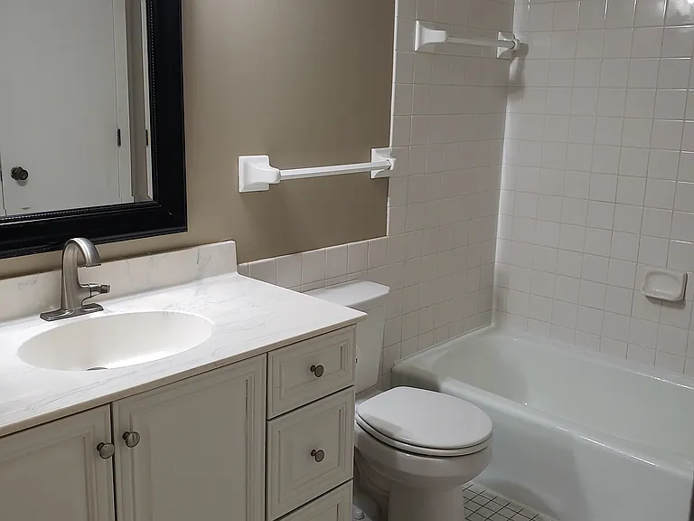 4501 Aspenwood Trl — Photo 16
