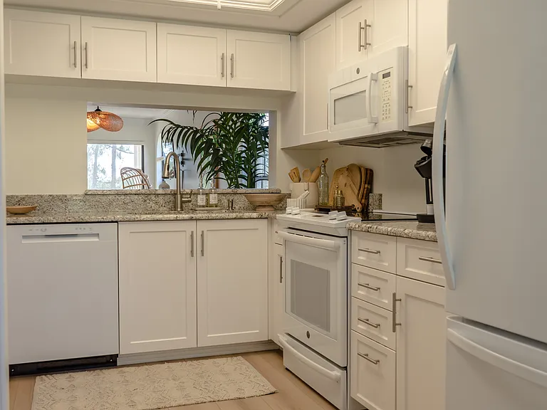 265 Deerwood Cir — Photo 17