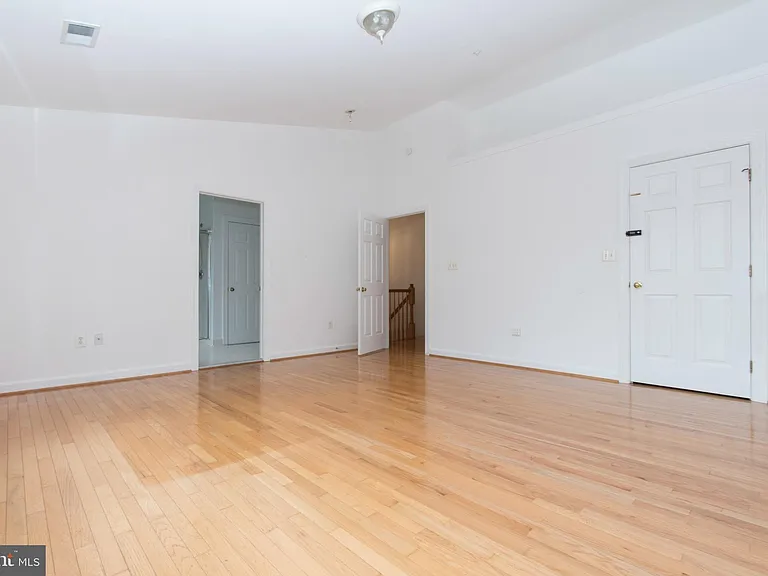 13559 Flowerfield Dr — Photo 14