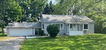 1st image of 2696 Spencerport Rd