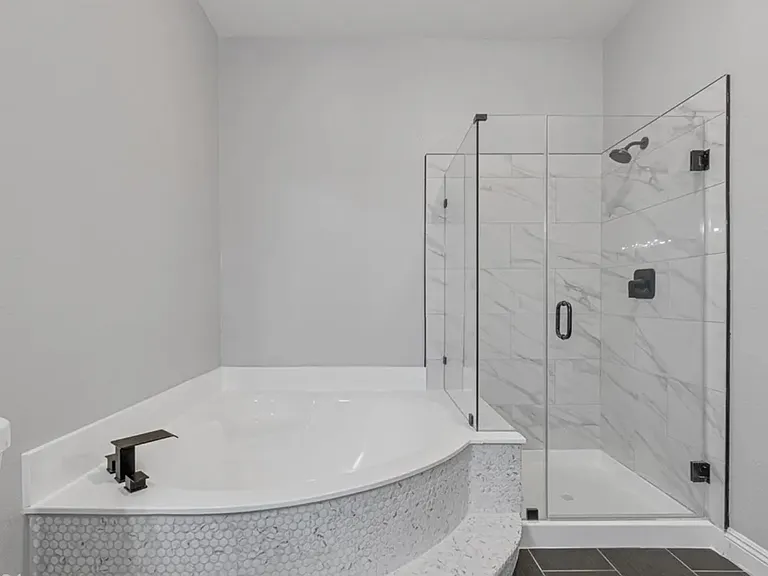 10941 Royal Highlands St — Photo 31