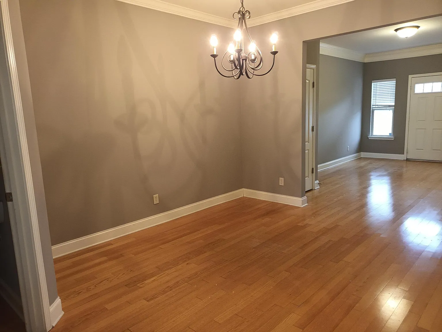 2 bed, 2.5 bath, 1761 sqft, $1,900 — Photo 4