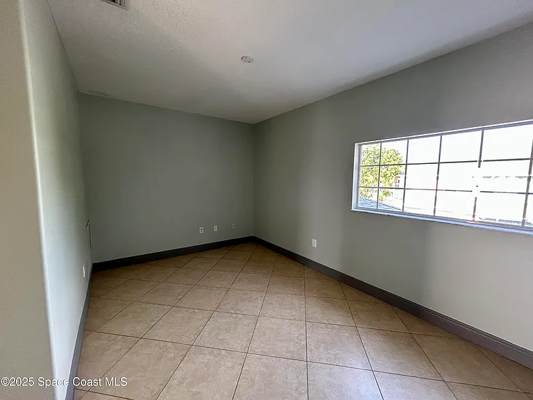 910 Twisting Branch Ct — Photo 12