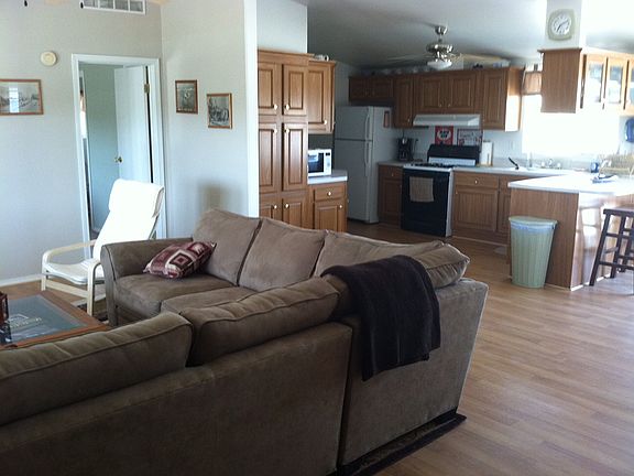 2nd image of 65827 N Mountain View St