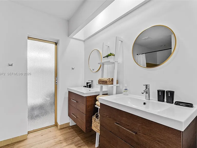 816 Polk St — Photo 27