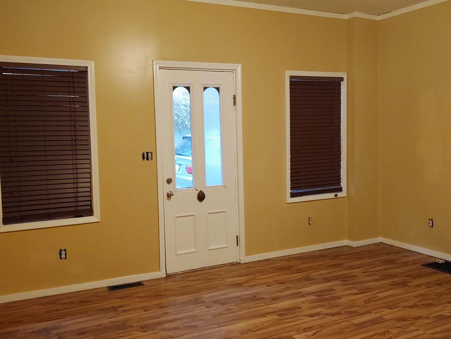 2 bed, 1152 sqft, $1,600 — Photo 3