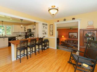 25 Sandalwood Ln, Glenville, NY 12302