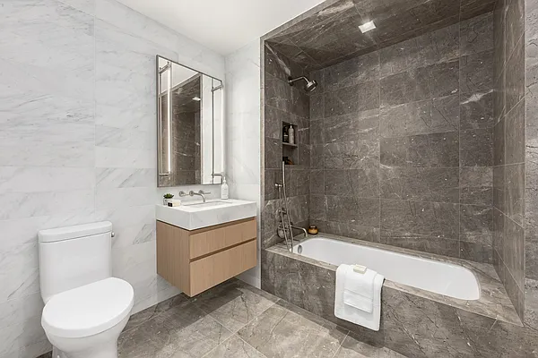 Sold by Nest Seekers International | media 14