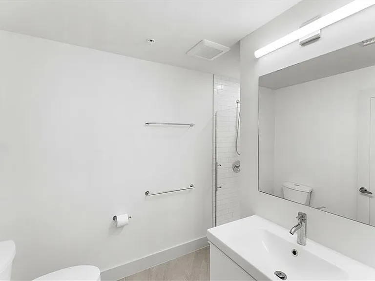 31 Parade St #402 — Photo 13