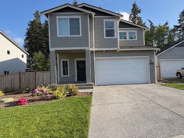 4337 23rd Ct NE — Photo 1