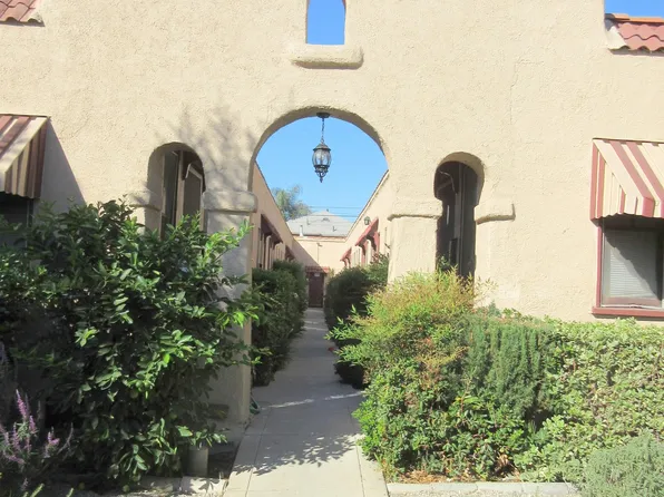 1135 Lodi Pl #2/5, Los Angeles, CA 90038