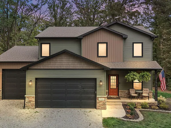 17233 Tapper St, Lowell, IN 46356