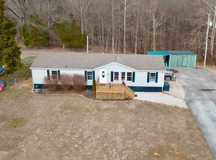 305 Ellen Ln, Brandenburg, KY 40108