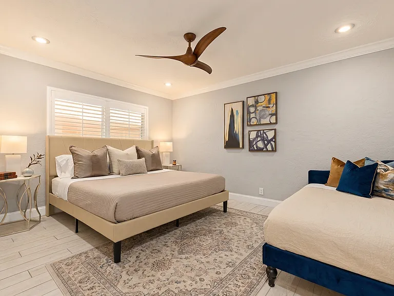 5841 Bayview Dr — Photo 35