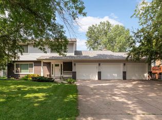 5793 Turtle Lake Rd, Shoreview, MN 55126