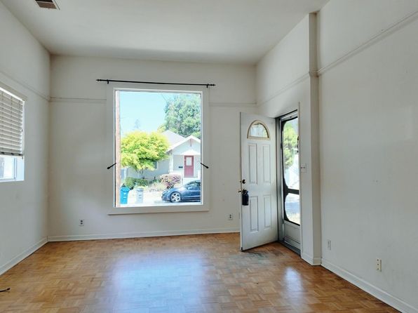 1322 Court St, Alameda, CA 94501