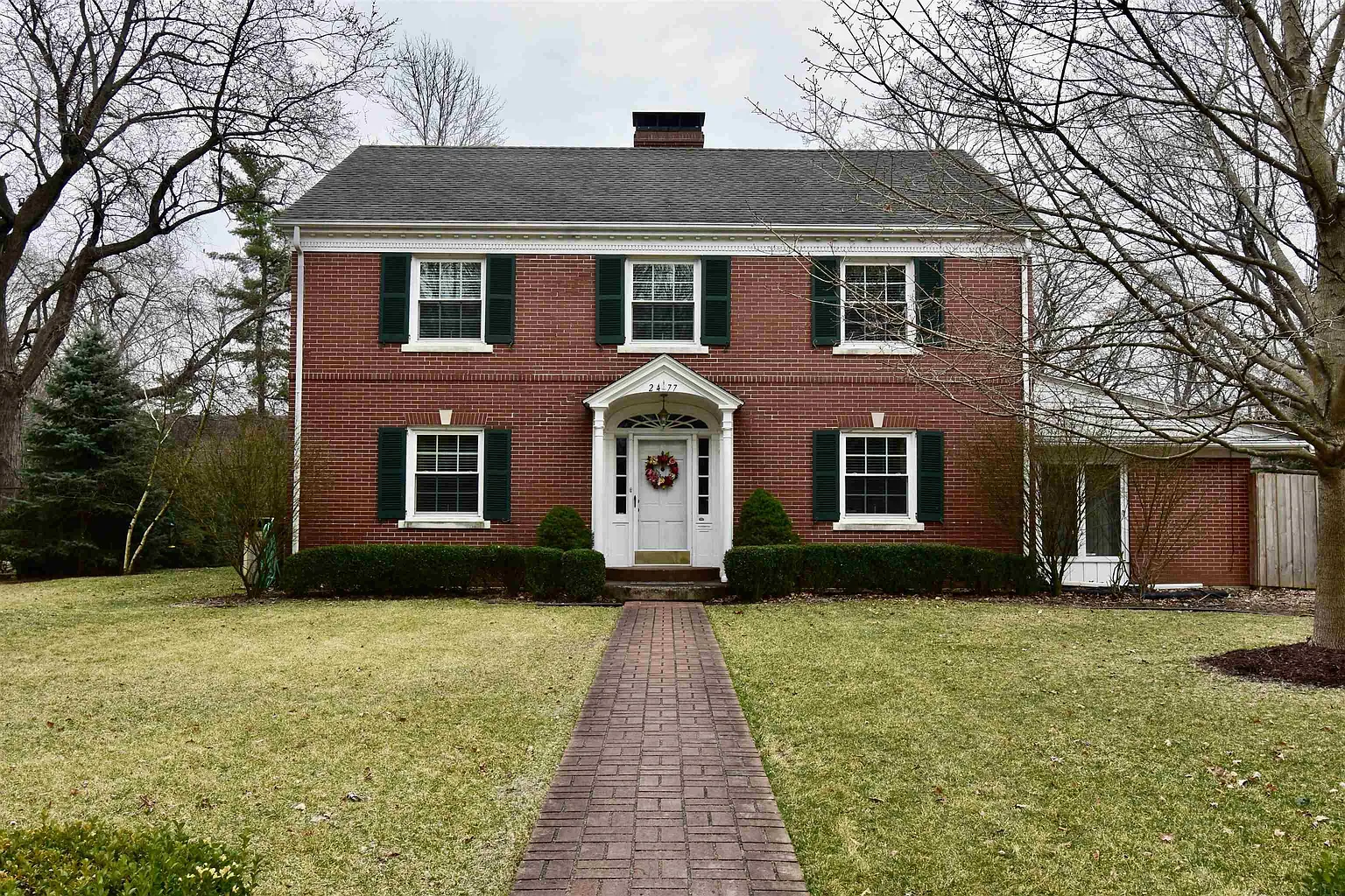 2477 W Warwick Rd photo 1