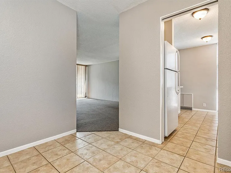 2500 S York St #217 — Photo 5