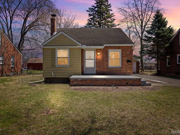275 Dick Ave, Pontiac, MI 48341