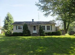 225 Brenda Ln, Columbiana, OH 44408