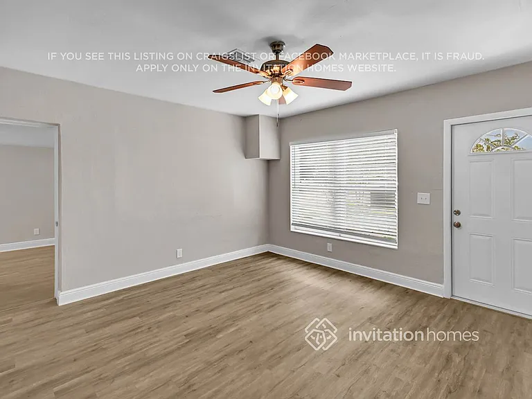330 Washington Ave — Photo 6