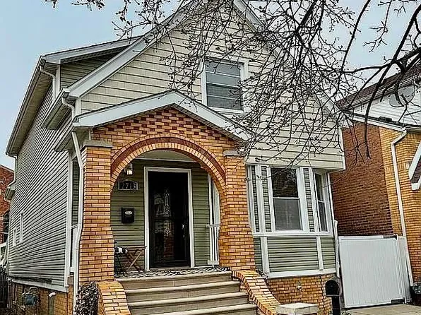 2713 Trowbridge St, Hamtramck, MI 48212