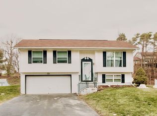 132 Lilac Dr, Horseheads, NY