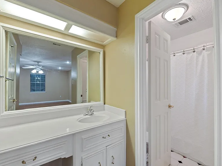 9719 Godstone Ln — Photo 14