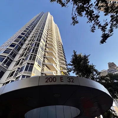 Rented by Corcoran | media 21