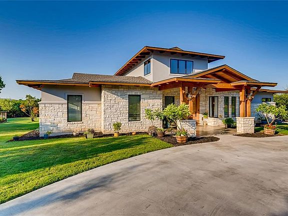 3rd image of 9800 Peakridge Dr
