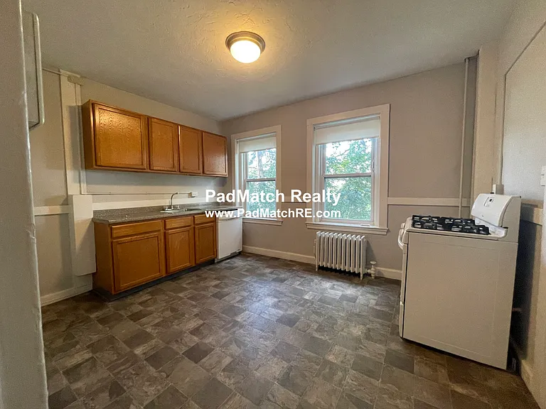 220 South St #6 — Photo 13