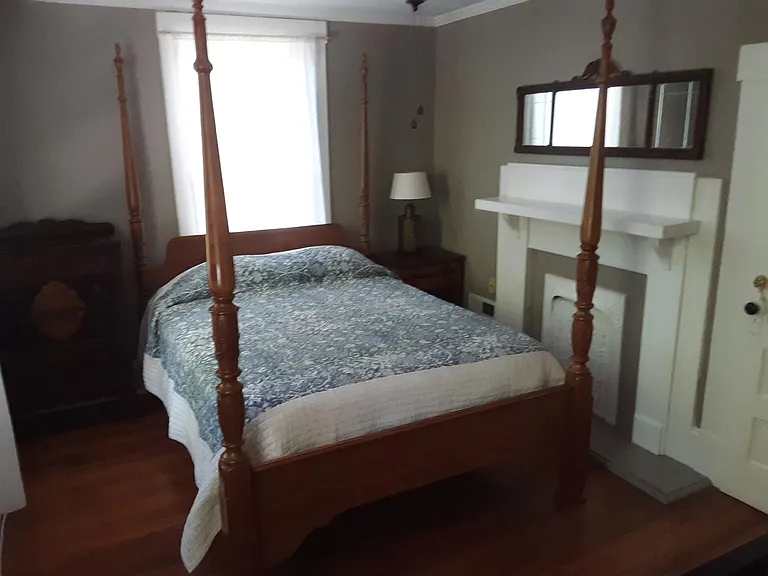 37 Elizabeth Pl — Photo 3