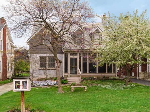 74 E Torrence Rd, Columbus, OH 43214