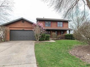 29 Hillcrest Estates Ln, Saint Peters, MO 63376